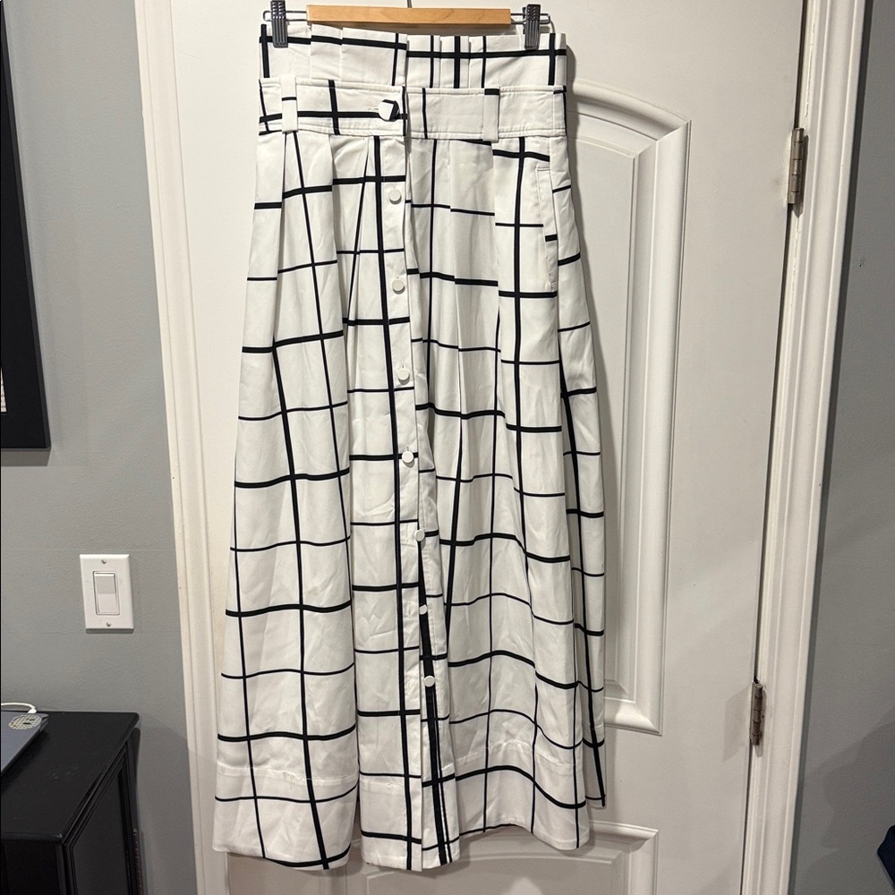 Gracia Black and White Checkered Skirt